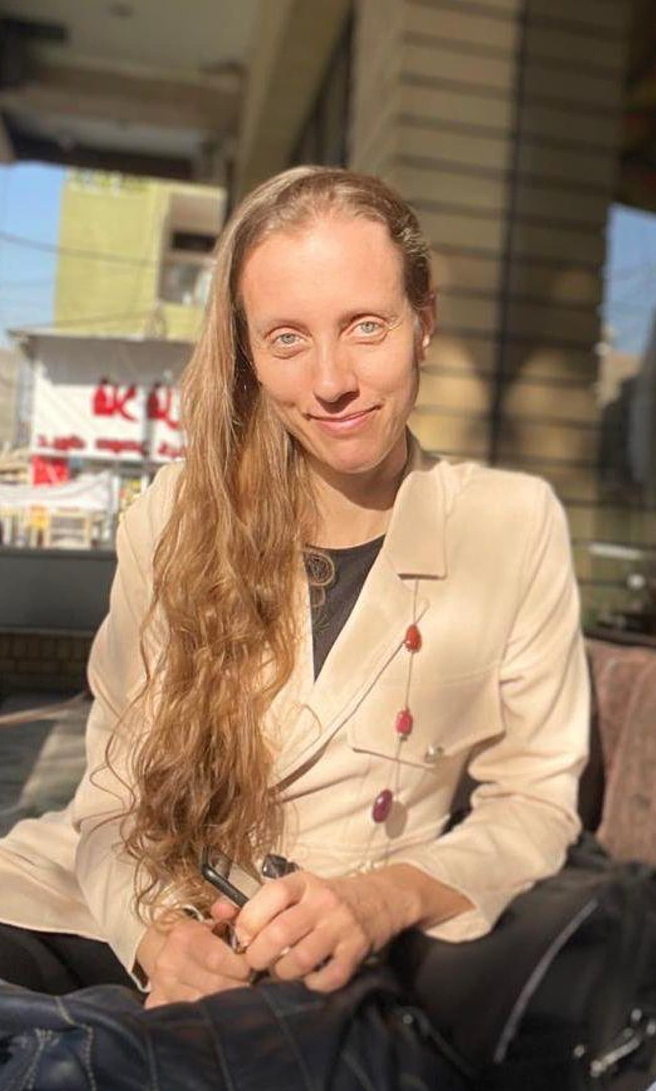 ამერიკელი ჟურნალისტი შელი კიტსონი ბაღდადიდან გაათავისუფლეს