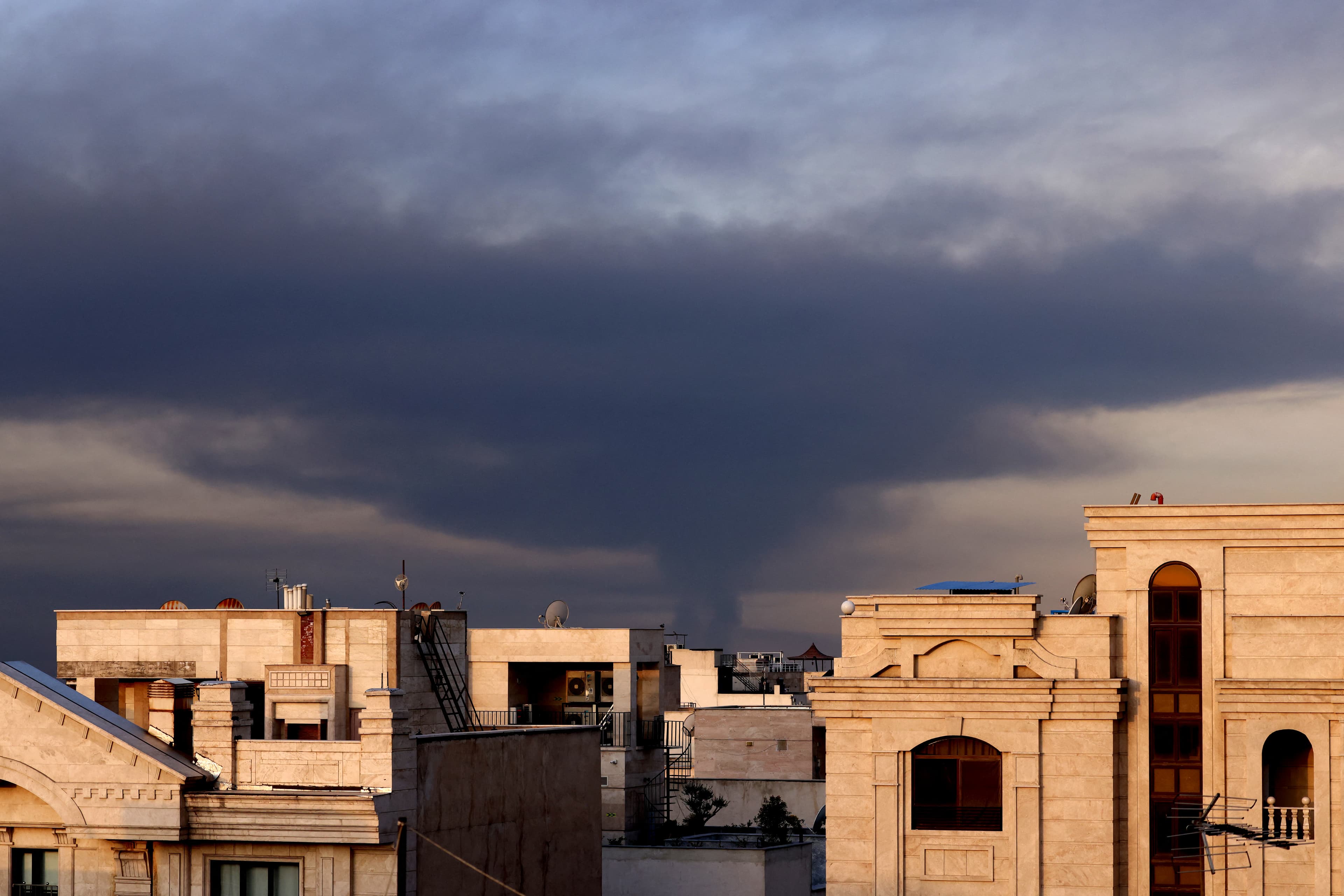ტრამპი: აშშ გააფართოებს სამიზნეებს ირანში ომის დროს