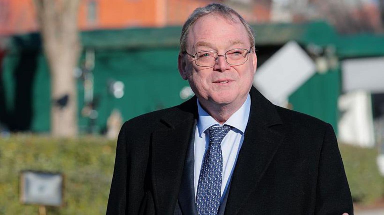 ჰასეტი: ეკონომისტები, რომლებმაც დაადგინეს, რომ აშშ-ს ტარიფები მომხმარებლებმა გადაიხადეს, უნდა დაისაჯონ