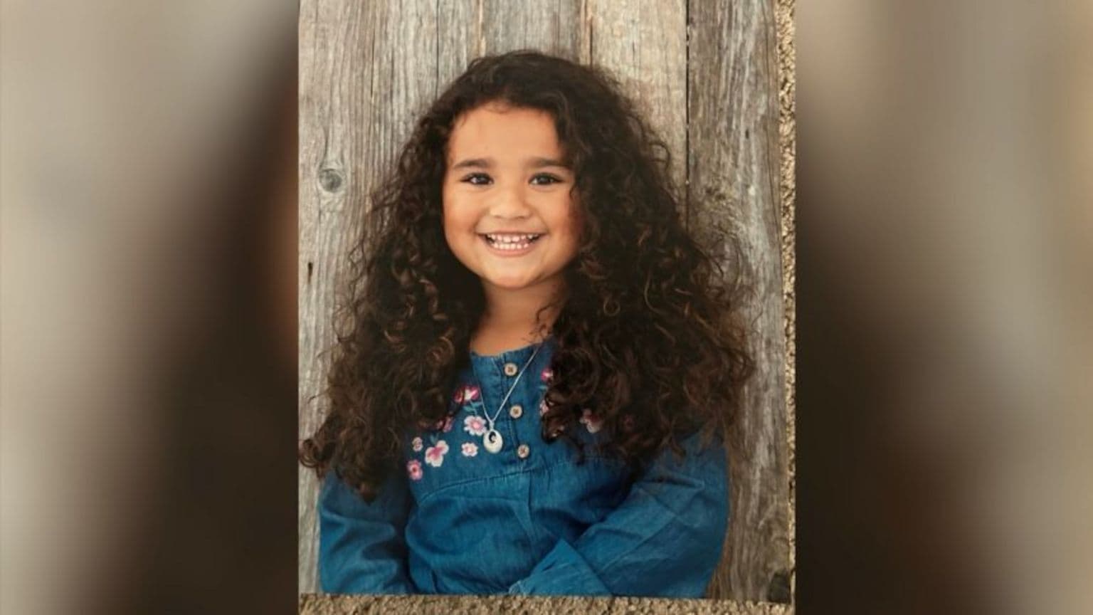 დედა დააკავეს მკვლელობის ბრალდებით, მას შემდეგ, რაც მისი 9 წლის ქალიშვილის ცხედარი აღმოაჩინეს