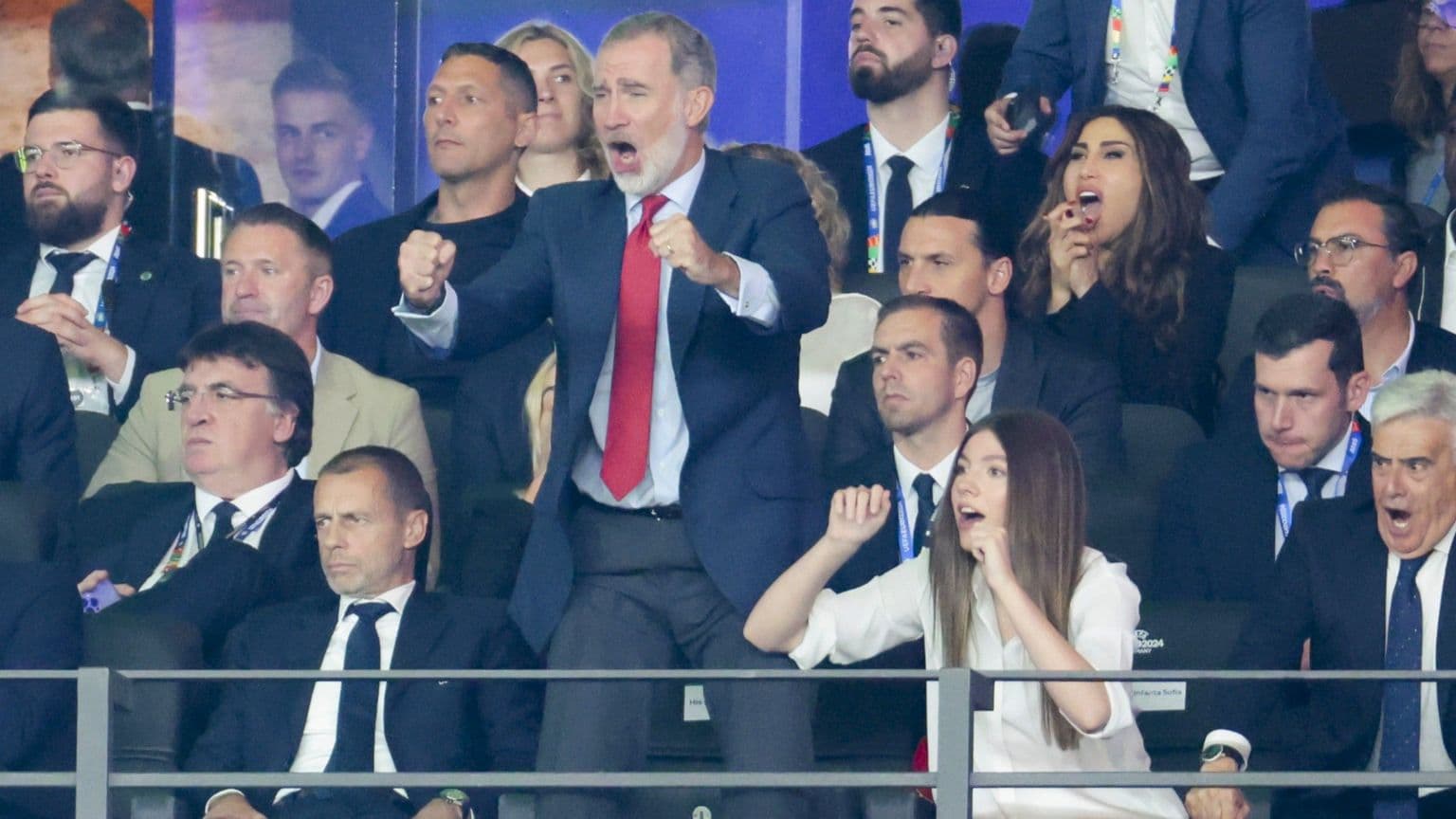 მექსიკის პრეზიდენტი კლაუდია შეინბაუმი ესპანეთის მეფე ფელიპე VI-ს ფიფას მსოფლიო თასზე ეპატიჟება