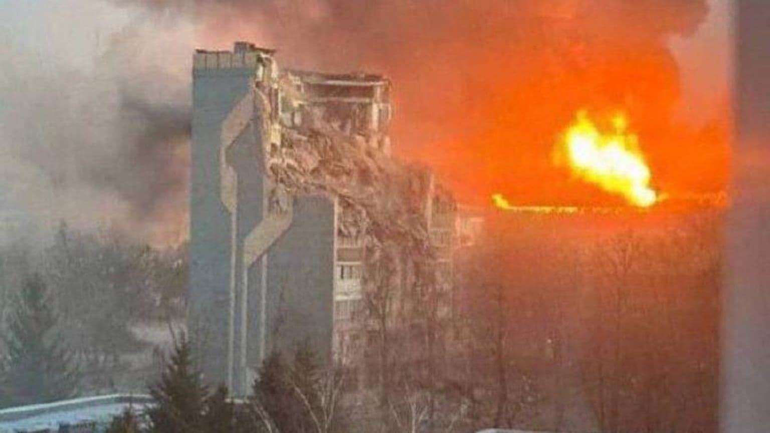 რუსულმა დრონის დარტყმებმა მოკლა 9 ადამიანი დასავლეთ უკრაინაში, დაშავდა ათობით ადამიანი ხარკივში