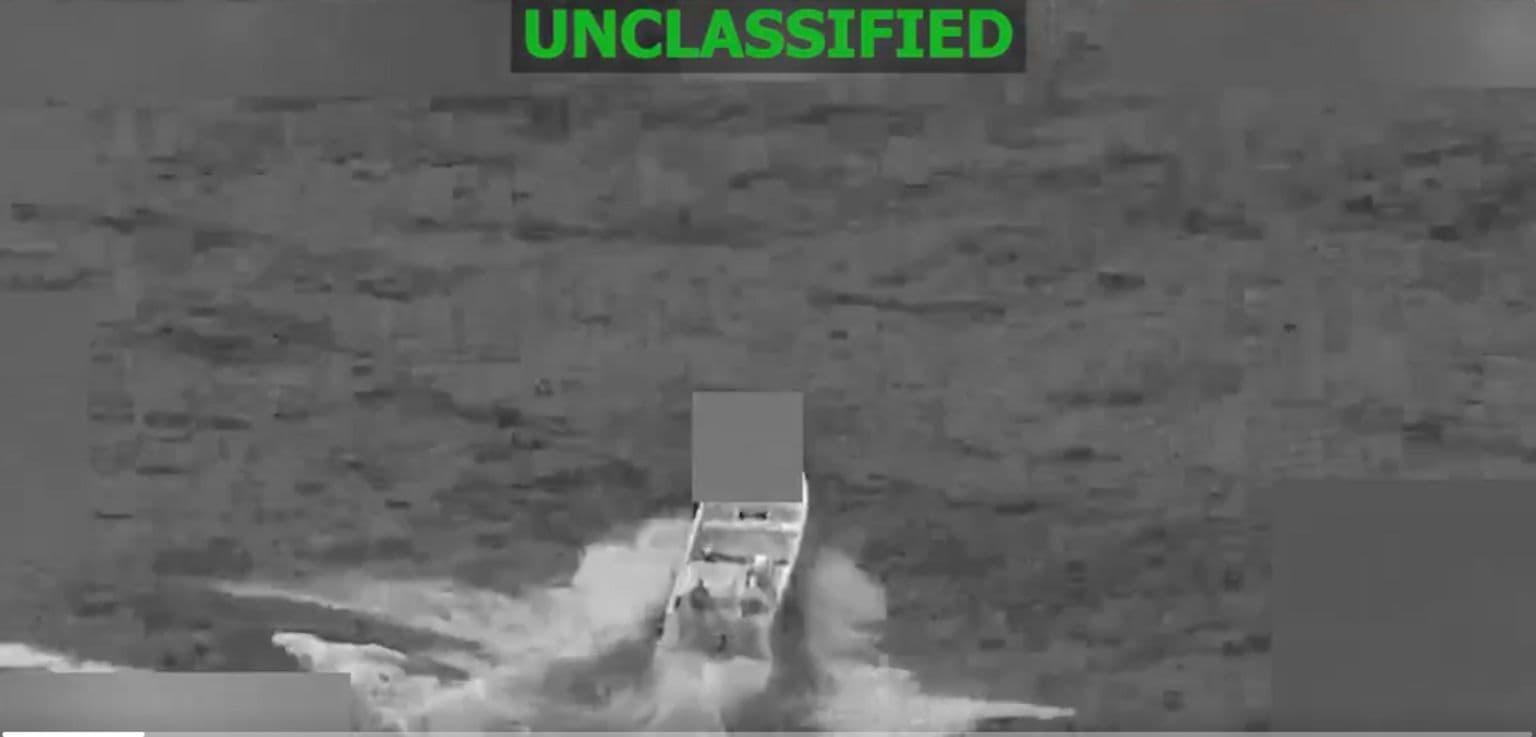 აშშ-ის სამხედროებმა ნარკოტიკებით მოვაჭრეების წინააღმდეგ ოპერაცია ჩაატარეს, რის შედეგადაც ორი ადამიანი დაიღუპა