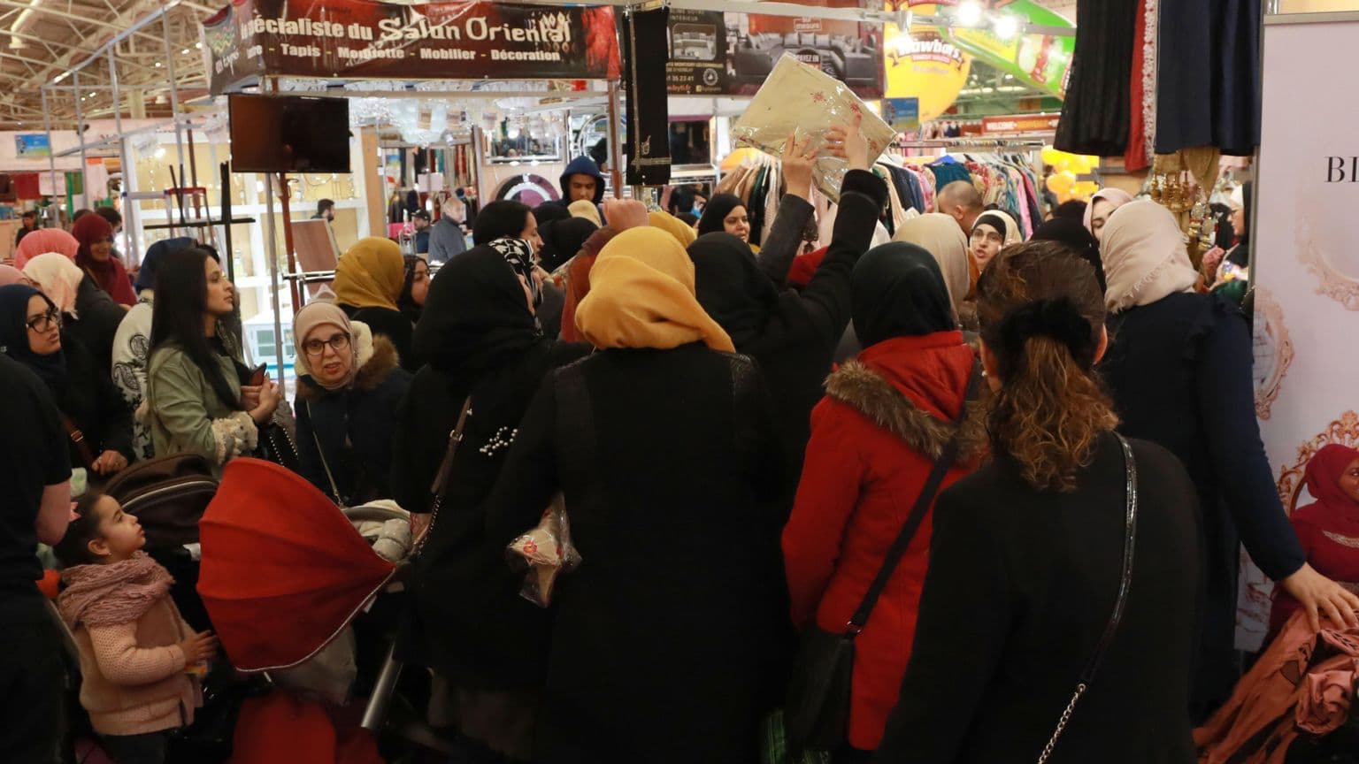 საფრანგეთმა აკრძალა მუსლიმების შეკრება პარიზში ტერორისტული საფრთხის გამო