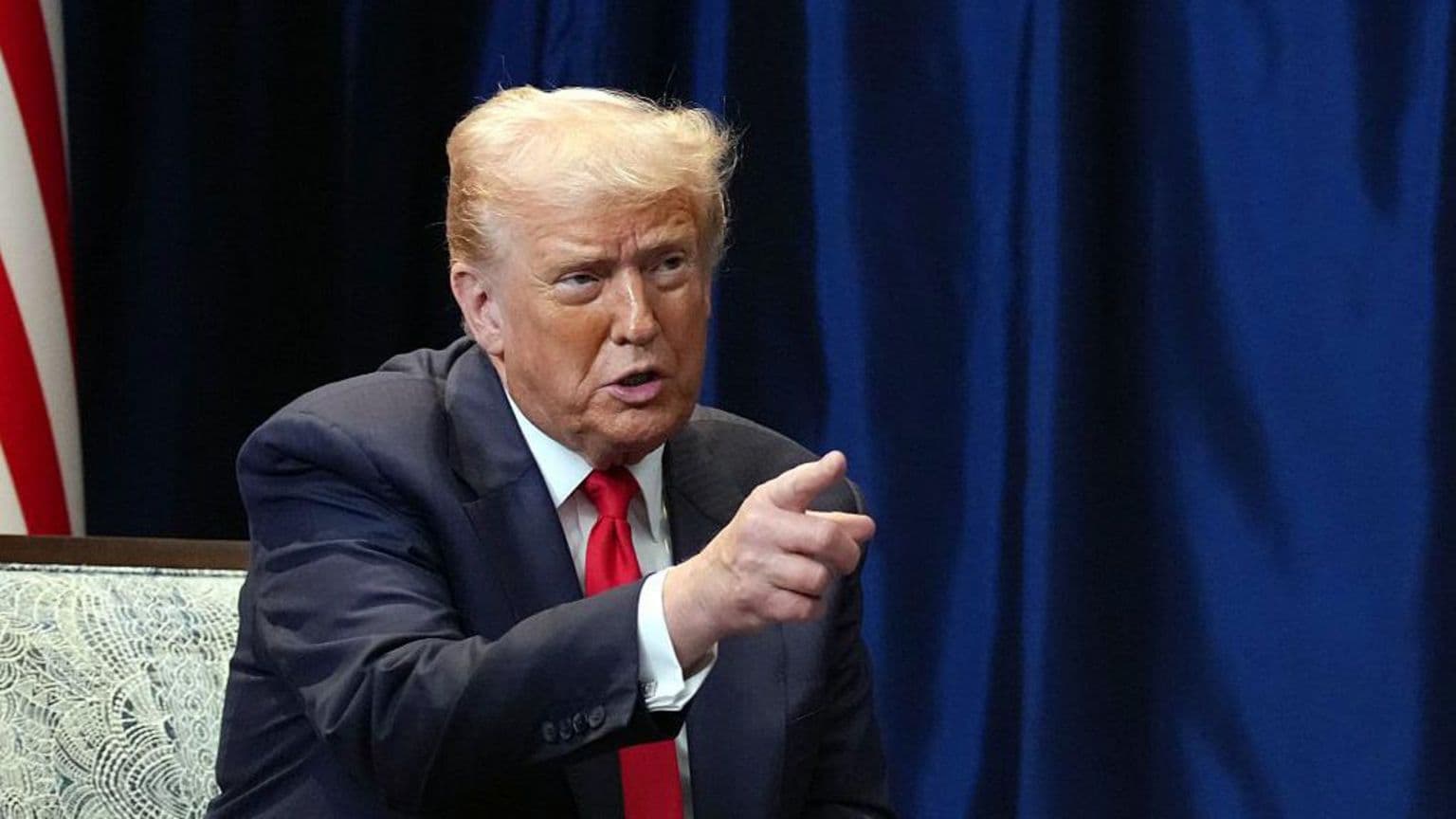 ტრამპმა შეამცირა აშშ-სა და ვენესუელას შორის ომის შესაძლებლობა, მაგრამ მიანიშნა, რომ მადუროს დღეები დათვლილია