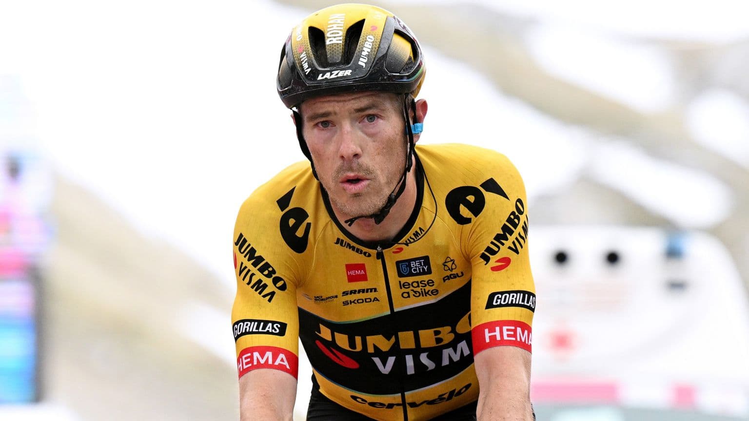 ოლიმპიური ველოსიპედისტის პოსტი პორშეზე კრიტიკის საგანია