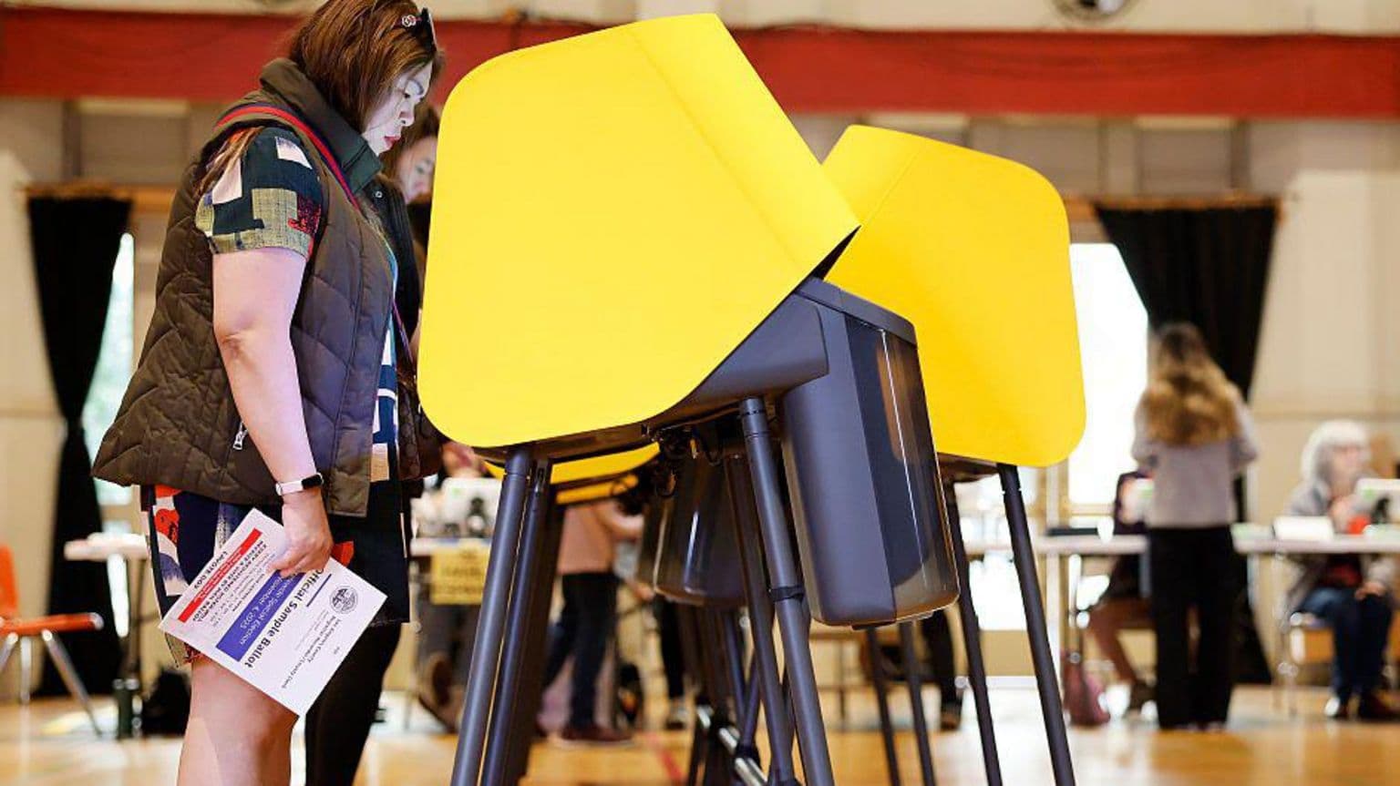 აშშ-ის უზენაესმა სასამართლომ გზა გაუხსნა კალიფორნიას, გამოიყენოს ახალი საარჩევნო რუკა, რომელიც დემოკრატებს ანიჭებს უპირატესობას