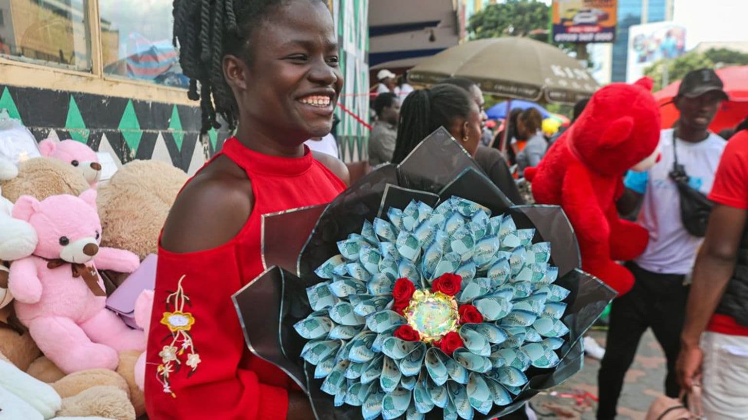 ცენტრალური ბანკი აფრთხილებს ხალხს, არ გამოიყენონ ბანკნოტები თაიგულების გასაკეთებლად