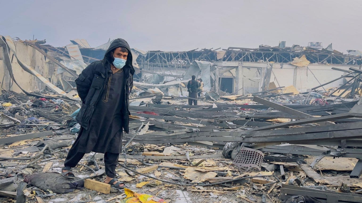 100-ზე მეტი ადამიანი დაიღუპა ავღანეთში, ქაბულში, ნარკოტიკების სამკურნალო ცენტრის საჰაერო თავდასხმის შედეგად