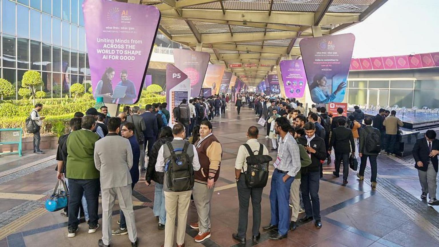 ინდოეთის AI სამიტის გახსნის დღე ლოგისტიკური პრობლემებით დაიწყო