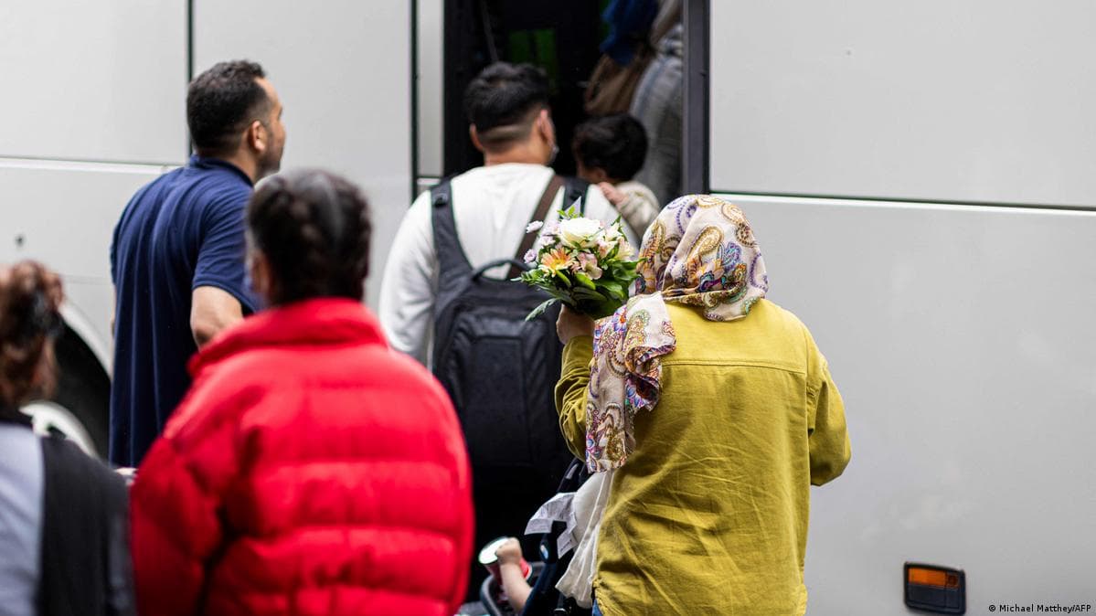 კიდევ ერთი ჯგუფი ავღანელი მოქალაქეებისა, რომლებიც გერმანიაში განსახლებისთვის ჩამოდიან