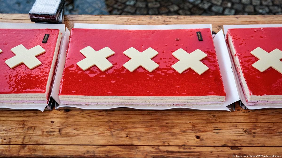 ამსტერდამი 750 წლის იუბილეს აღნიშნავს