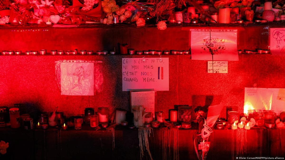 საფრანგეთი 13 ნოემბრის ტერაქტების წლისთავს აღნიშნავს