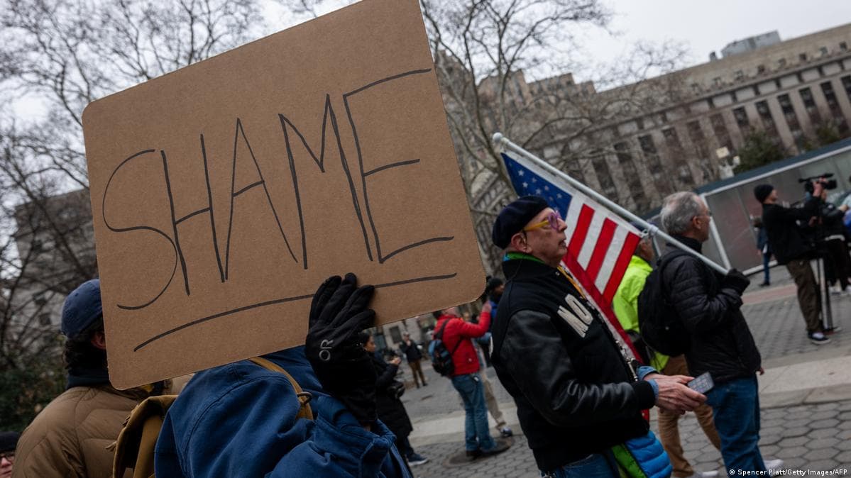 მინეაპოლისში პროტესტები გამწვავდა მას შემდეგ, რაც ICE-ის აგენტმა ქალი მოკლა