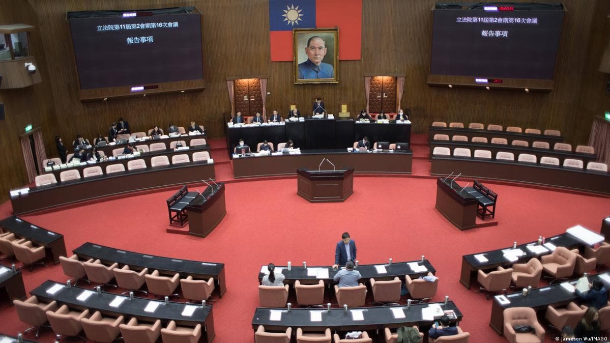 ტაივანის პარლამენტმა აშშ-სთან იარაღის გარიგებები დაამტკიცა