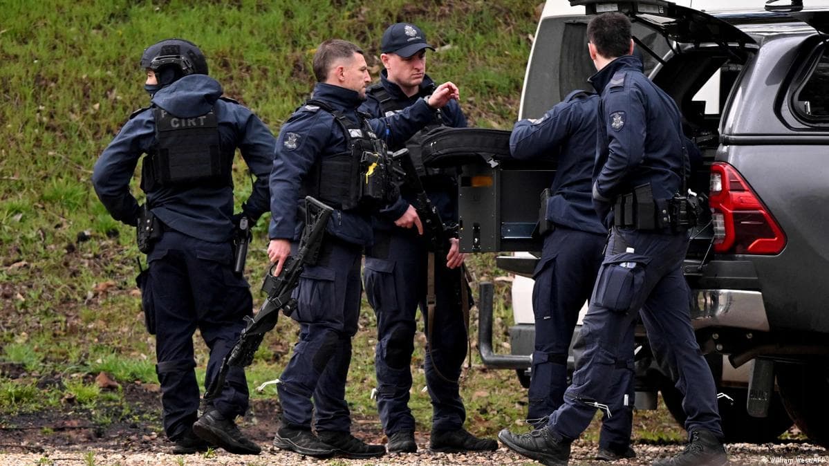 პოლიციამ მოკლა კაცი, რომელსაც სავარაუდოდ ორი პოლიციელი მოკლა