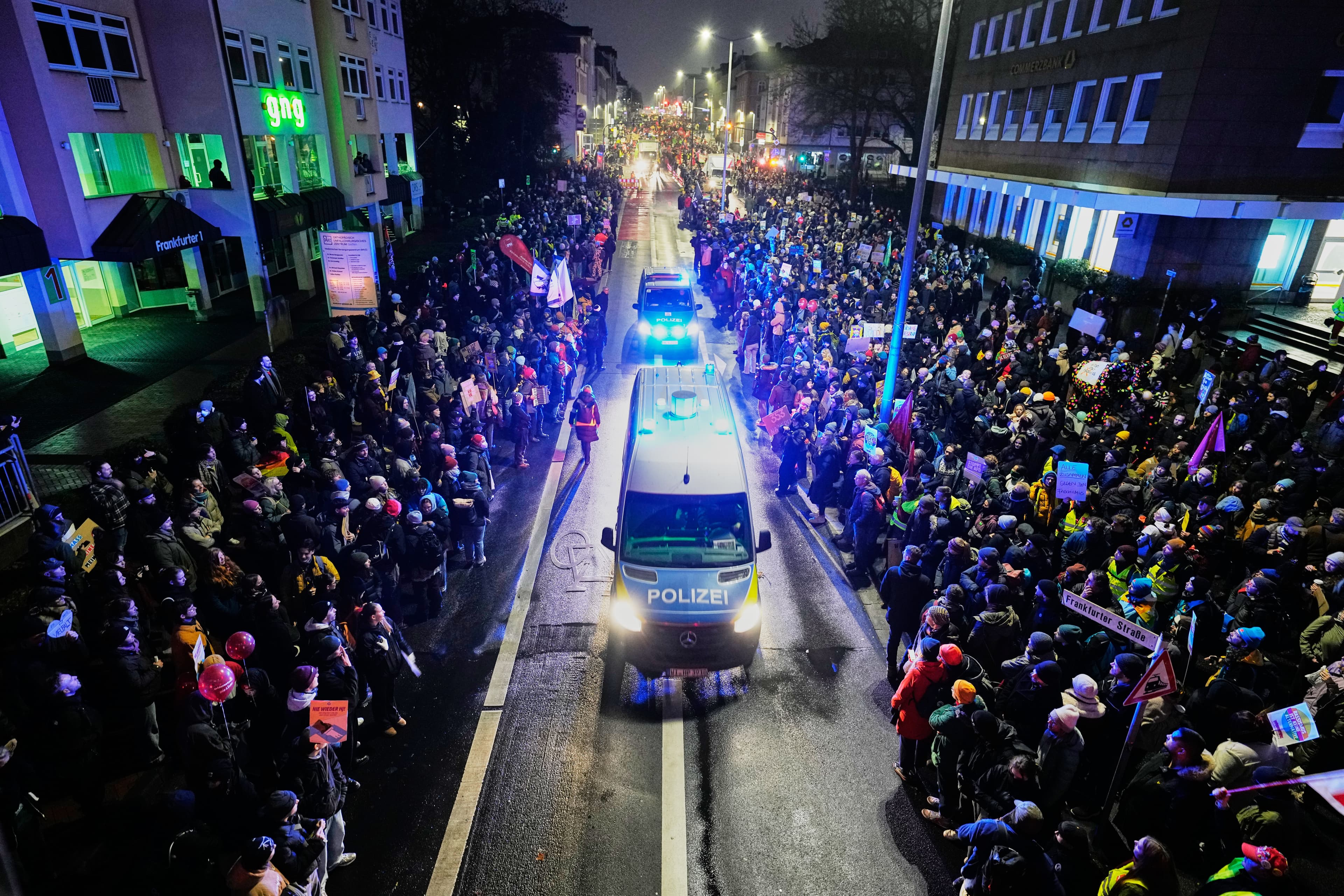 შტაინმაიერი: AfD-ის აკრძალვა ნაცისტური პოგრომის საპასუხოდ