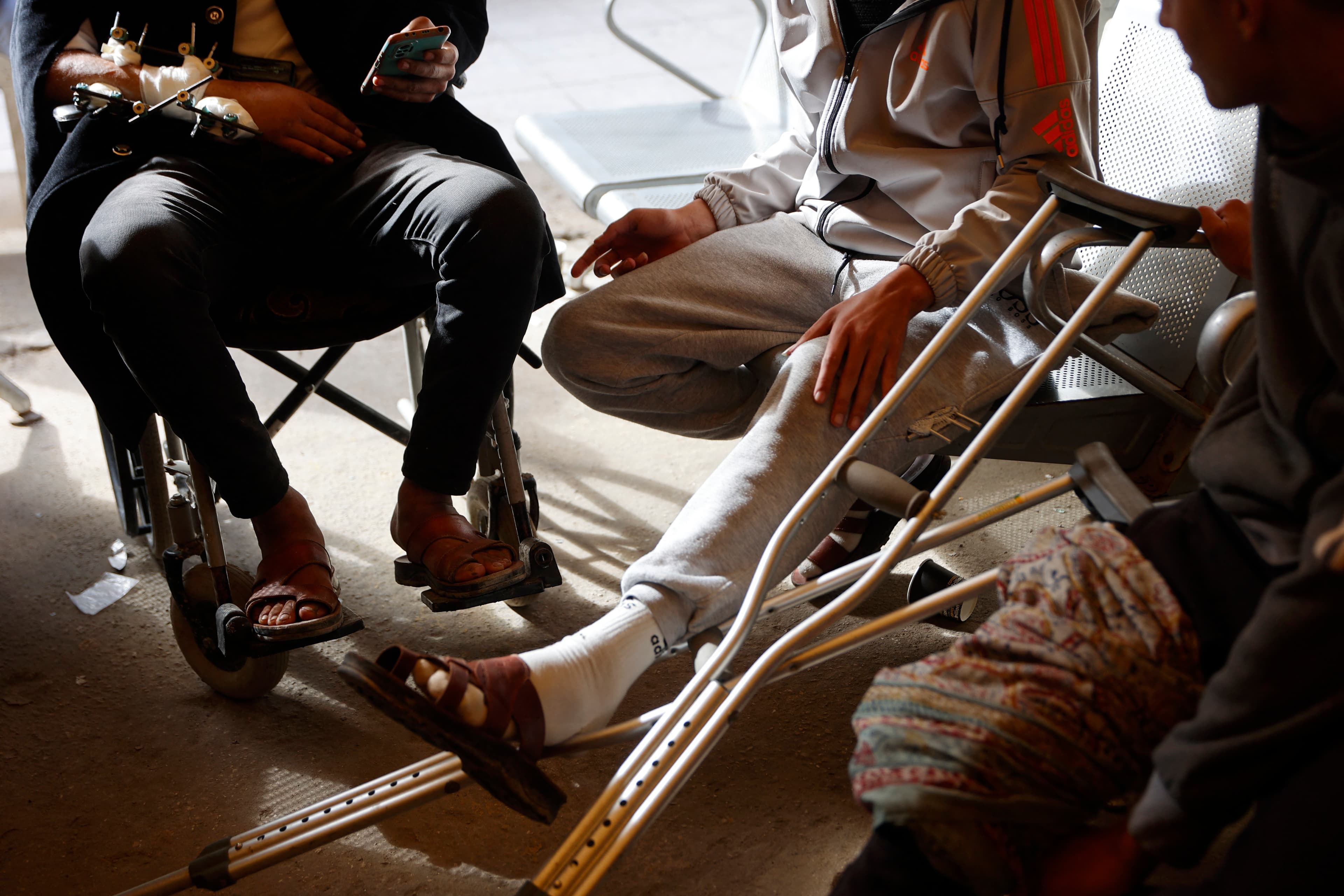 ისრაელის მთავრობა ღაზას სექტორში ჰუმანიტარული დახმარების ლიცენზიებს აჩერებს