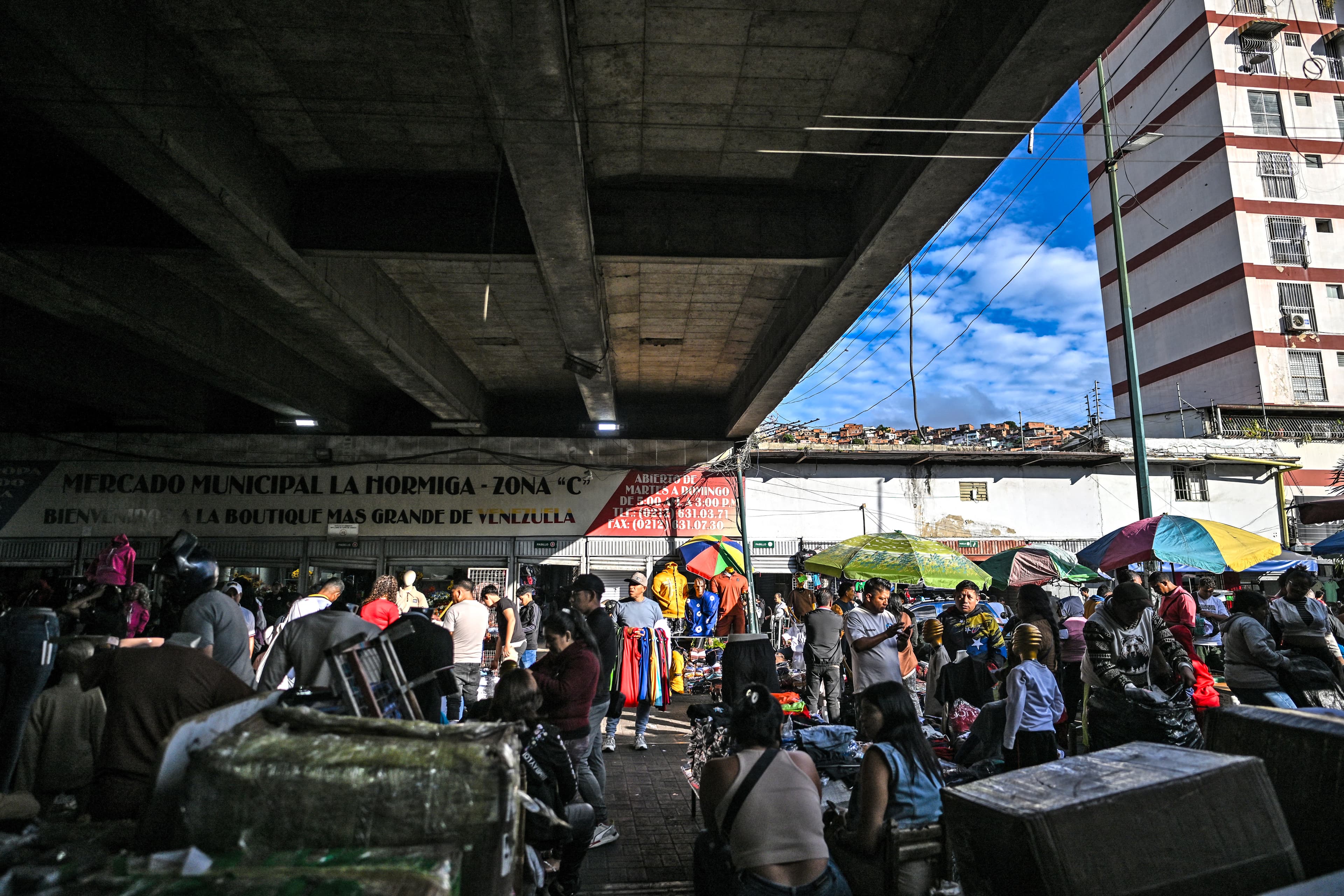 ტრამპი მადუროს დაკავების შემდეგ ზეწოლას ახდენს როდრიგესზე