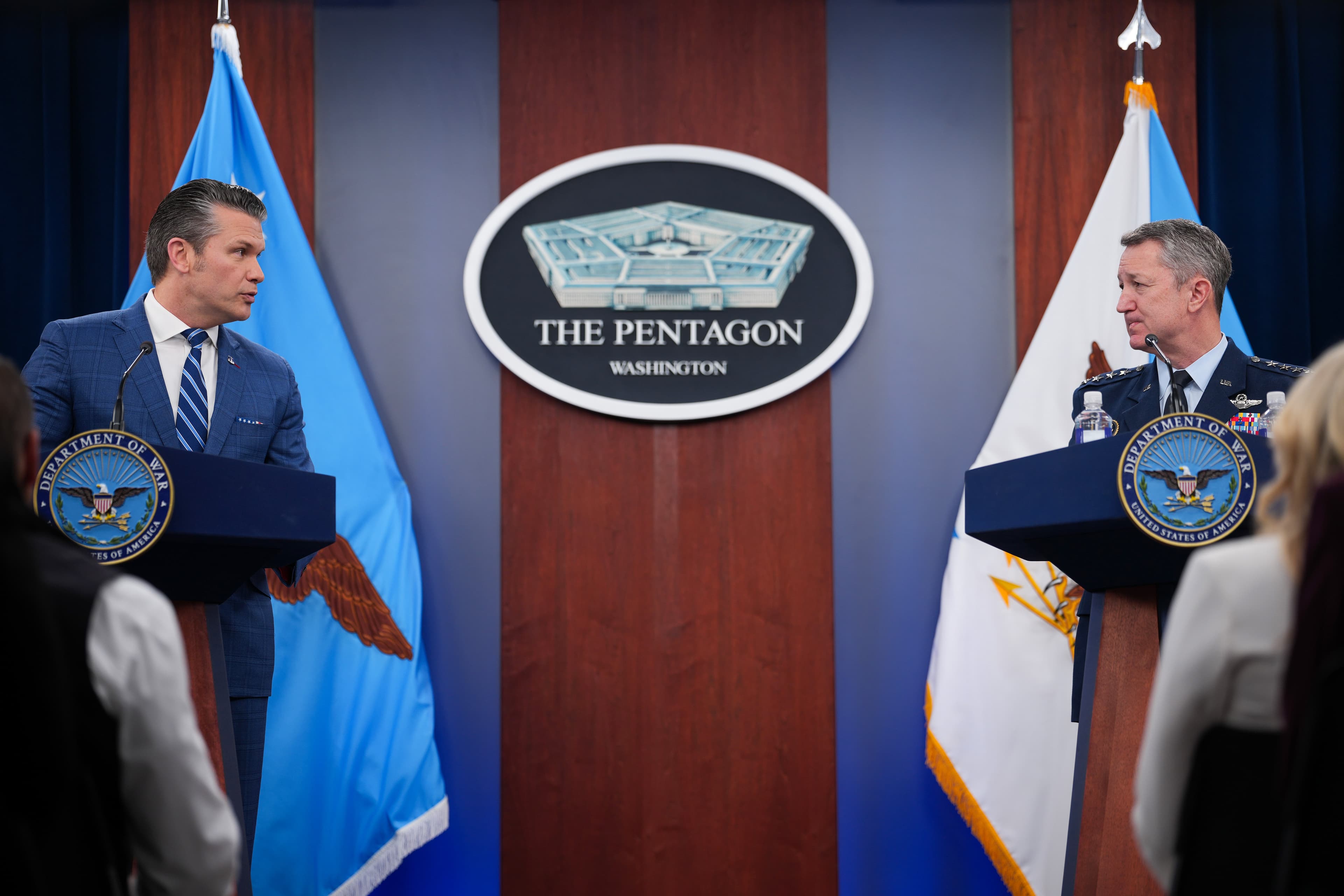 თავდაცვის მდივანი და გაერთიანებული შტაბის თავმჯდომარე განსხვავებულად აღწერენ ირანთან კონფლიქტს