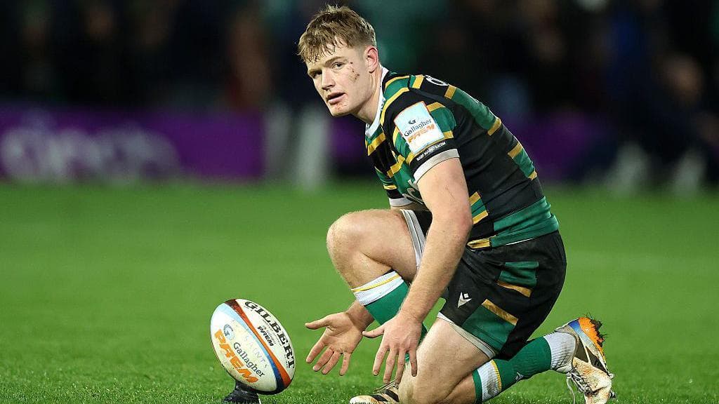 ფინ სმითის წვივის დაჭიმულობამ შესაძლოა ინგლისიდან უელსის წინააღმდეგ 6 ერის გახსნის მატჩში გამოაგდოს