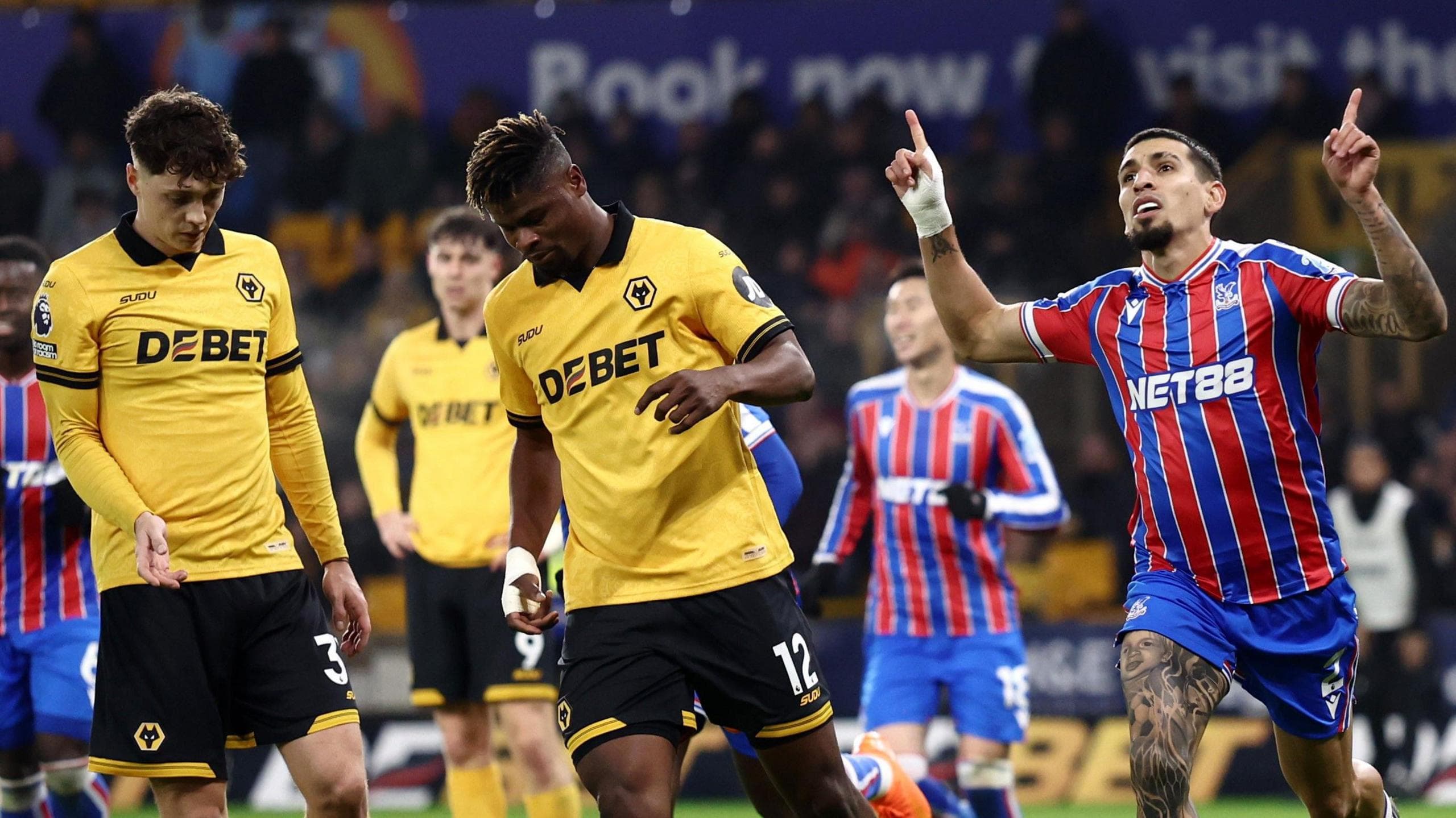 ვულვზი კვლავ იბრძვის - ედვარდსის პირველი მარცხი