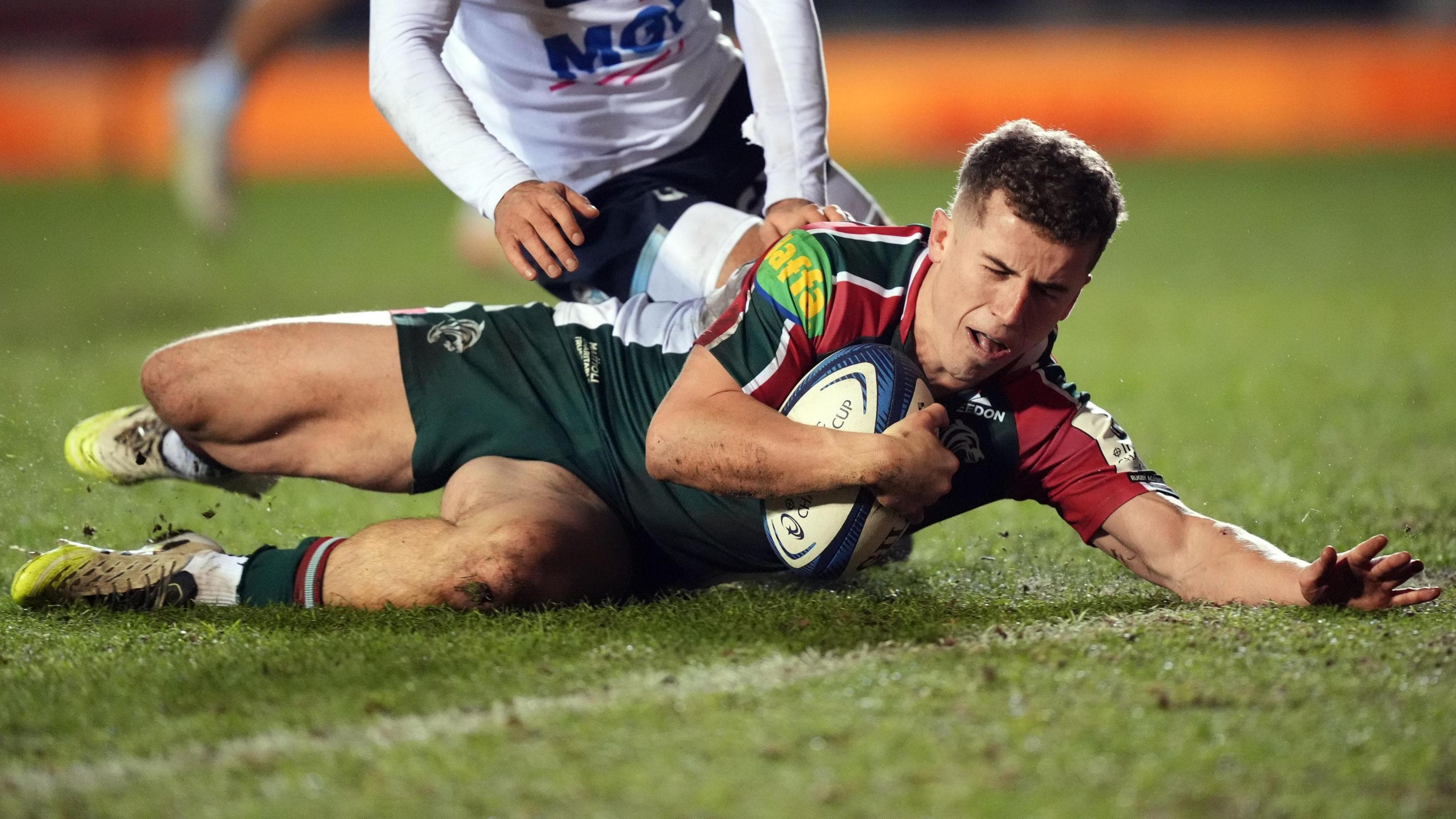 ლესტერ ტაიგერსმა დომინანტური გამარჯვება მოიპოვა ბაიონთან