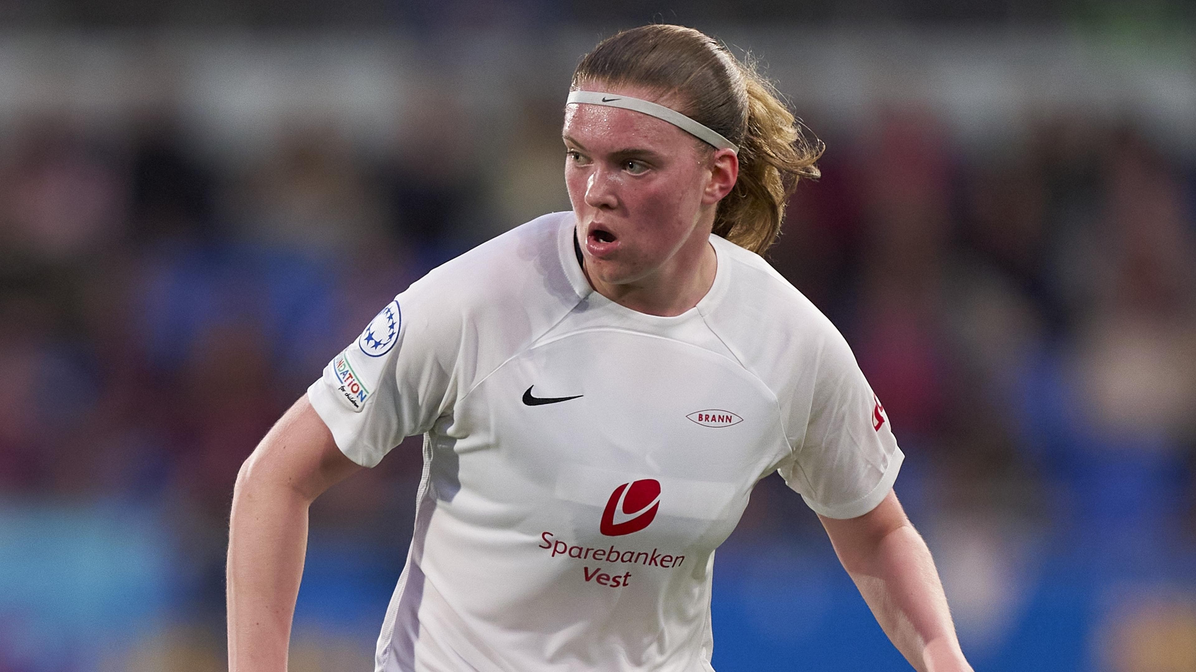 სიგნე გაუპსეტის დებიუტი ტოტენჰემში ლესტერ სიტის წინააღმდეგ