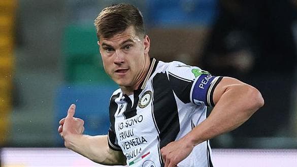 ლიდს იუნაიტედმა ხელი მოაწერა სლოვენიის ცენტრალური მცველის, იაკა ბიჯოლის ხუთწლიან კონტრაქტს უდინეზიდან.