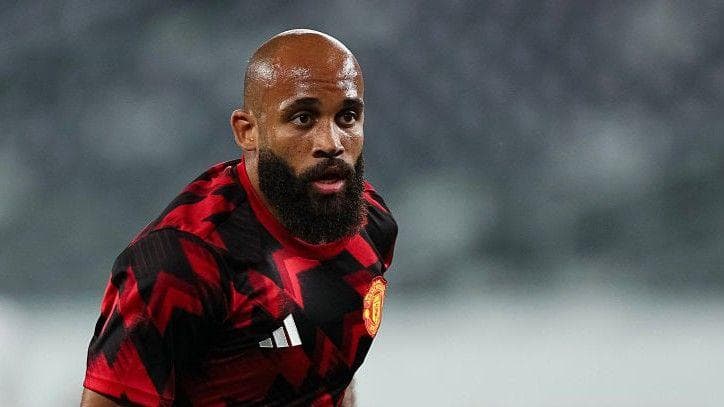 ბრაიან მბეუმო მანჩესტერ იუნაიტედის დებიუტს ევერტონის წინააღმდეგ ატლანტაში შაბათს გამართავს, მაგრამ გაურკვევლობა კვლავ რჩება კლუბის დევნაში RB ლაიფციგის თავდამსხმელის, ბენჯამინ სესკოს მიმართ.