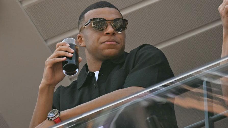 კილიან მბაპე 60 მილიონი ევროს გამდიდრების შემდეგ აპირებს, მოიგოს ბრძოლა გადაუხდელი ხელფასისა და პრემიებისთვის ყოფილ კლუბ პარი სენ-ჟერმენთან