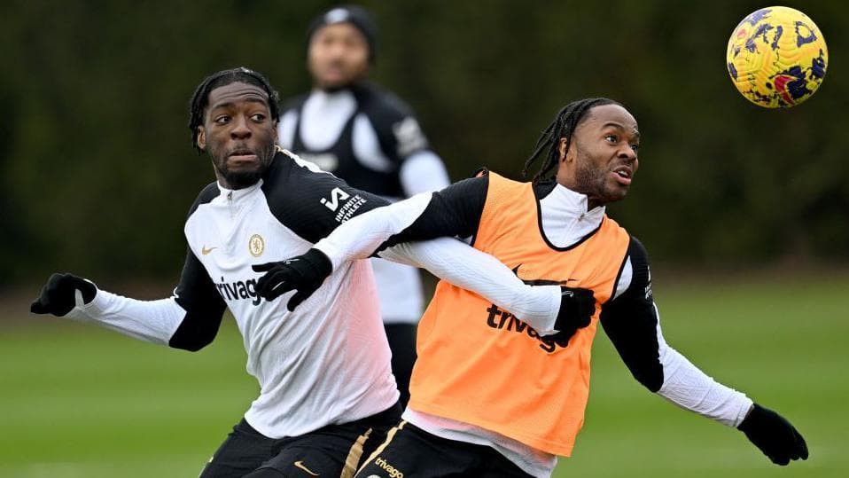 ჩელსის ახალი მენეჯერი ლიამ როზენიორი სტერლინგთან და დისასთან საუბარს გეგმავს