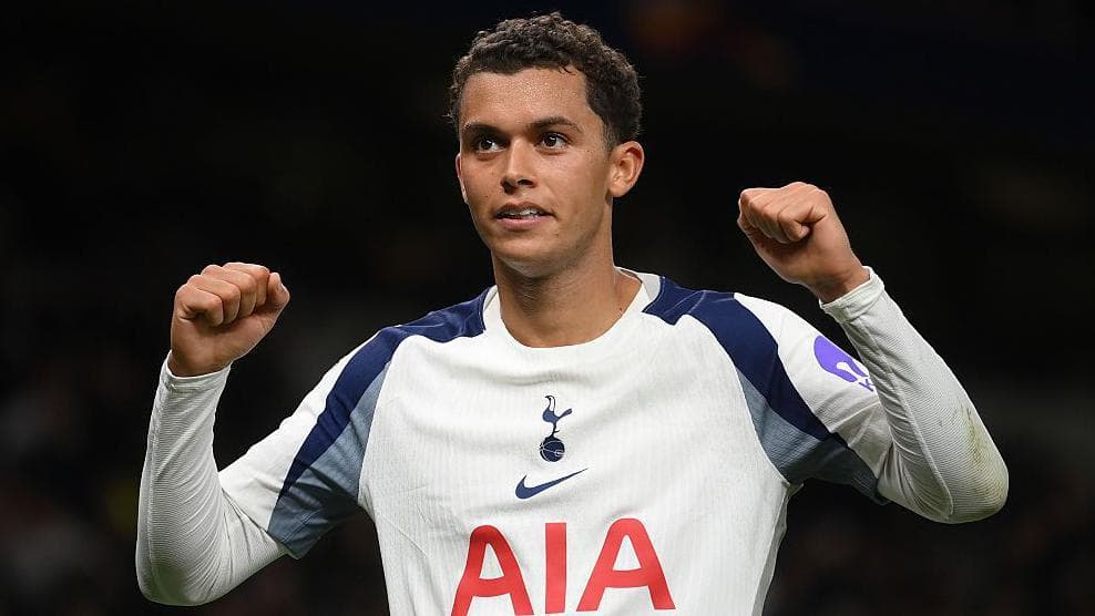 კრისტალ პალასი ტოტენჰემისგან ბრენან ჯონსონის შეძენას ცდილობს