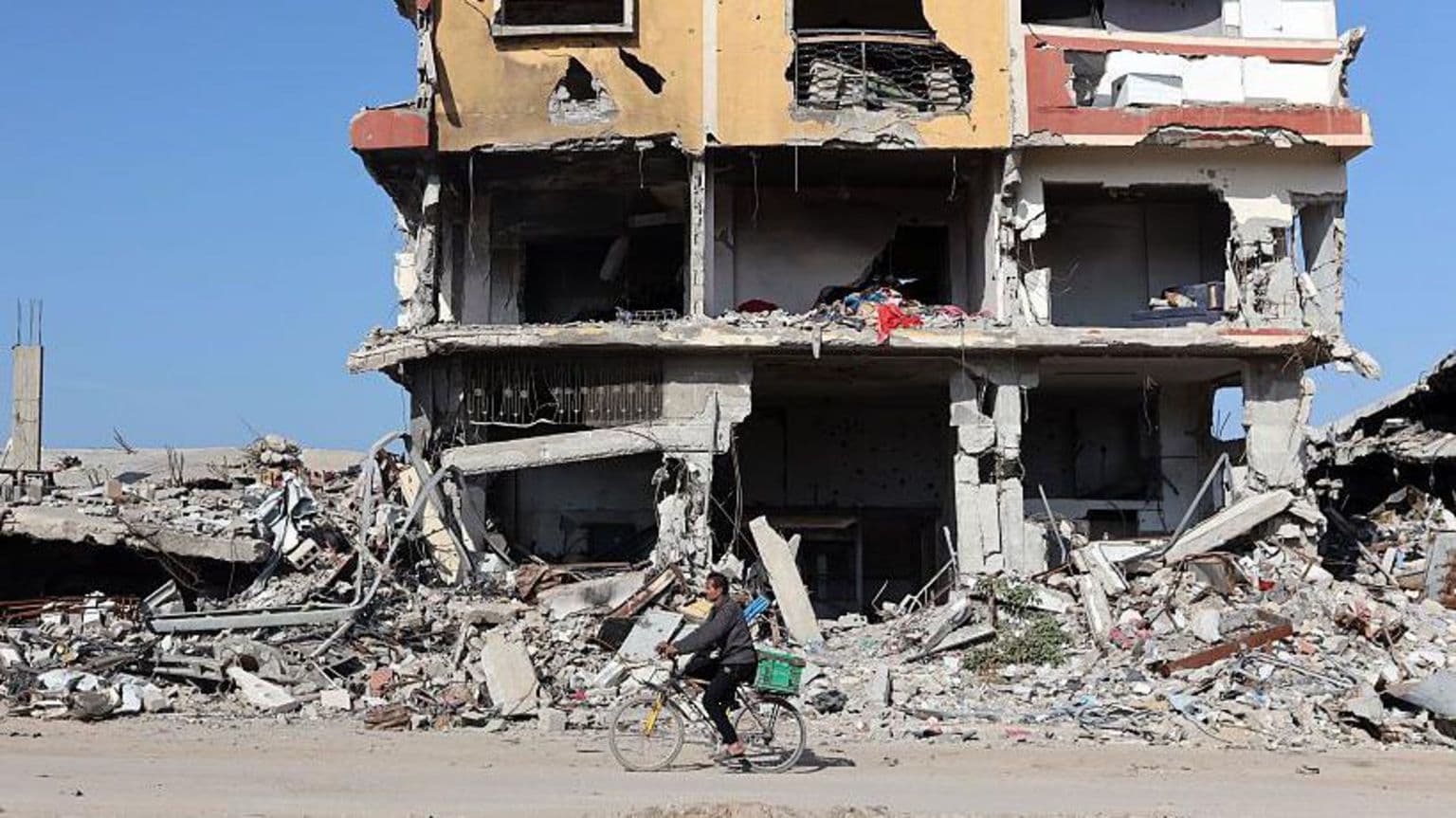 ღაზაში ისრაელის საჰაერო დარტყმების შედეგად 8 ადამიანი დაიღუპა, მათ შორის 4 ბავშვი