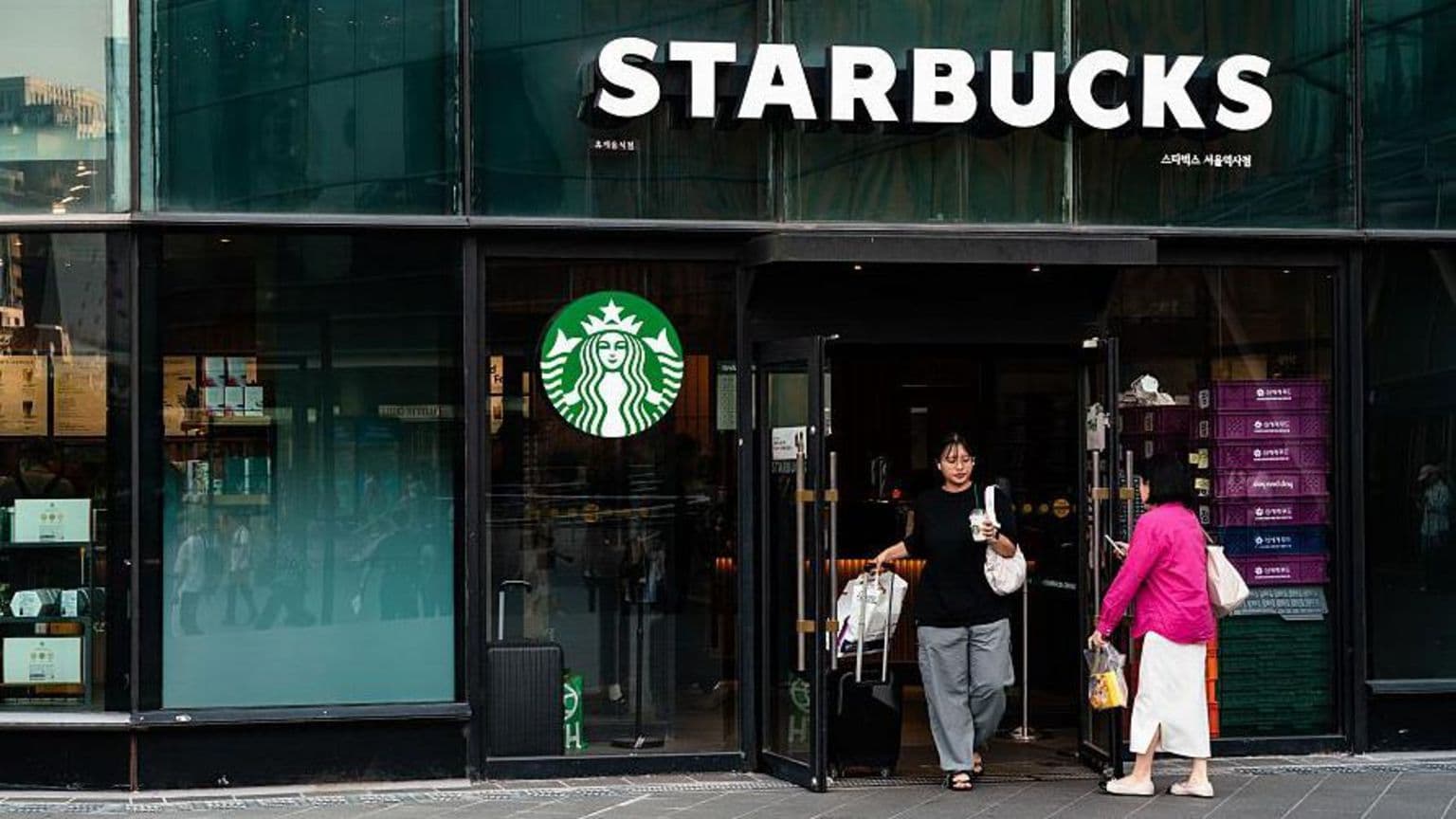 Starbucks Korea-ს აღმასრულებელი დირექტორი გაათავისუფლეს ტანკის დღის კამპანიის გამო