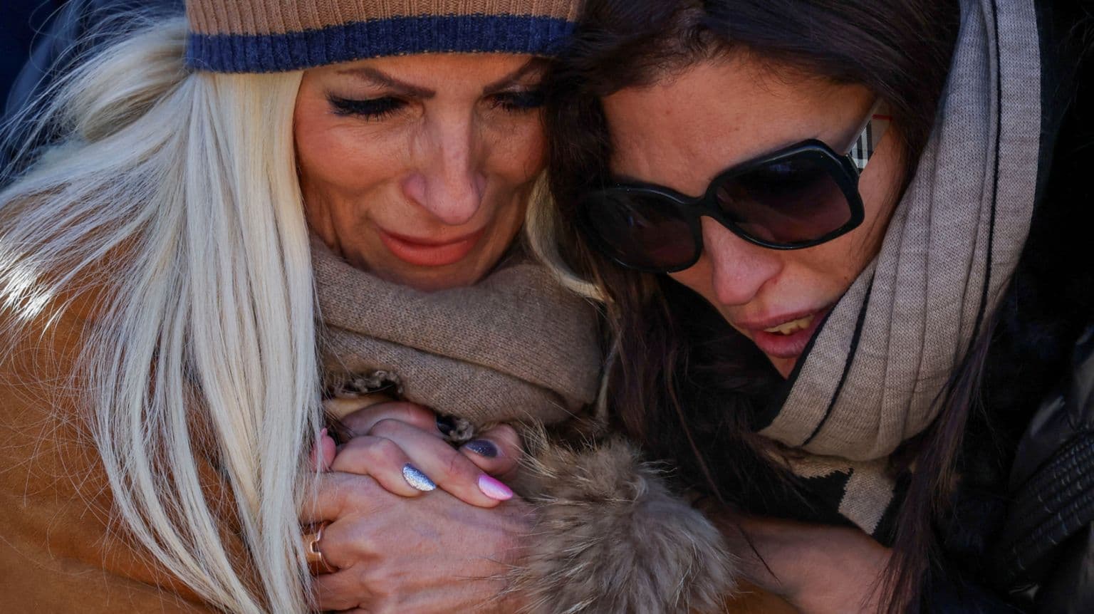 ახალი წლის ღამეს გაჩენილი ხანძრის შედეგად დაღუპულთა ხსოვნის პატივსაცემად, საკვირაო მესა გაიმართა