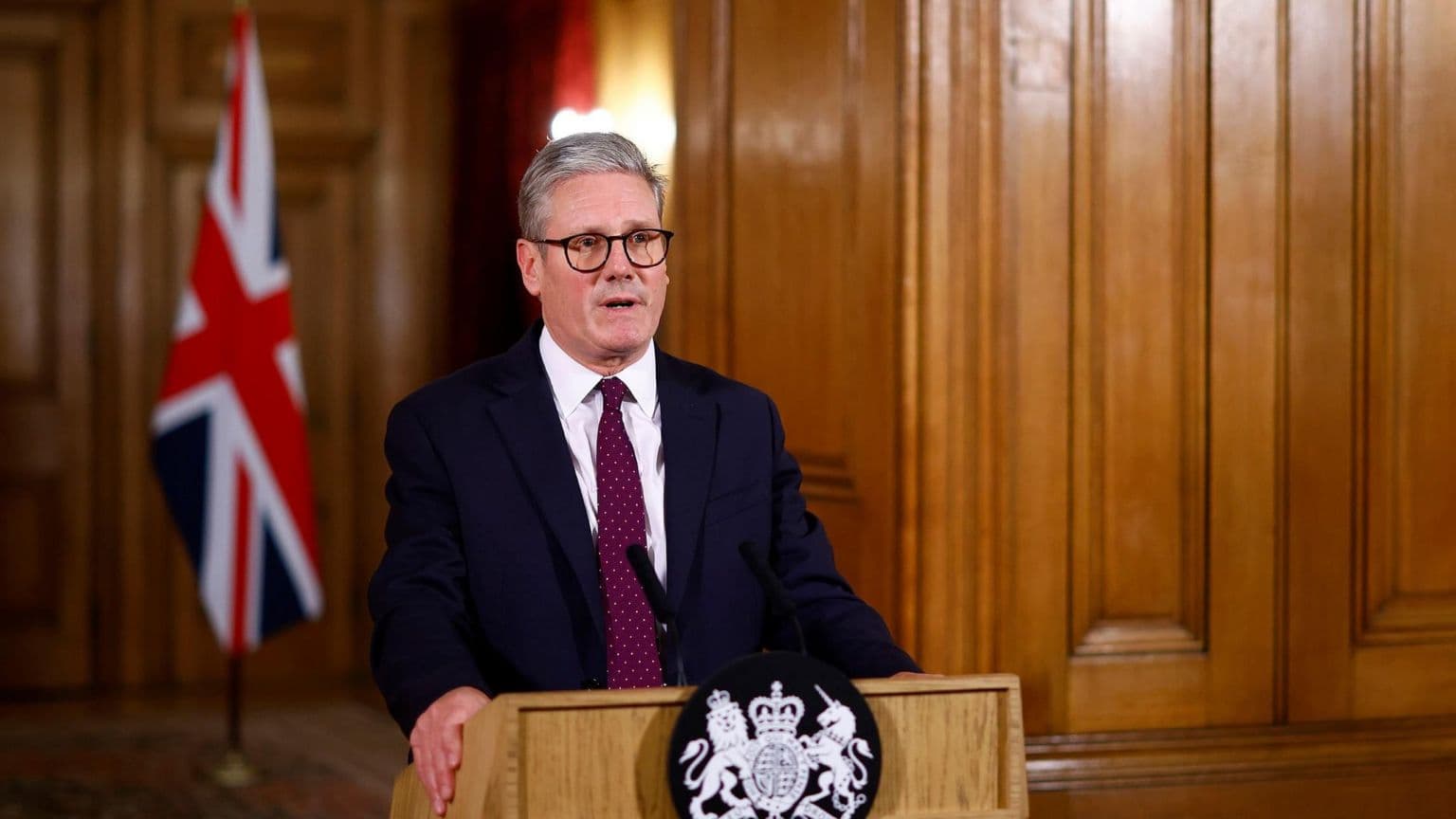 სტარმერი იცავს ბრიტანეთის პოზიციას ახლო აღმოსავლეთში