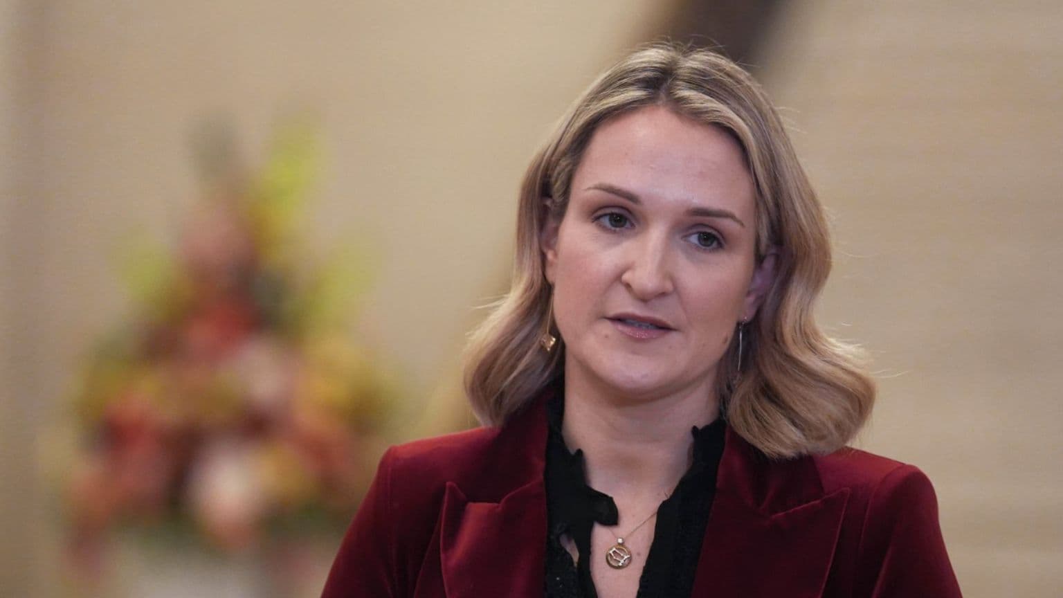 ბრიტანეთისა და საფრანგეთის მოქალაქეები, რომლებიც ჩარჩნენ ახლო აღმოსავლეთში, სახლში გაფრინდებიან ირანისა და აშშ-ს ომის ფონზე