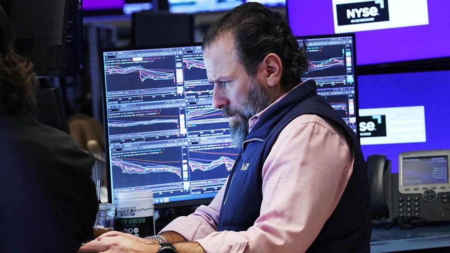 კონფლიქტის ესკალაცია ახლო აღმოსავლეთში: გაზის ფასები იზრდება, საფონდო ბირჟები ეცემა