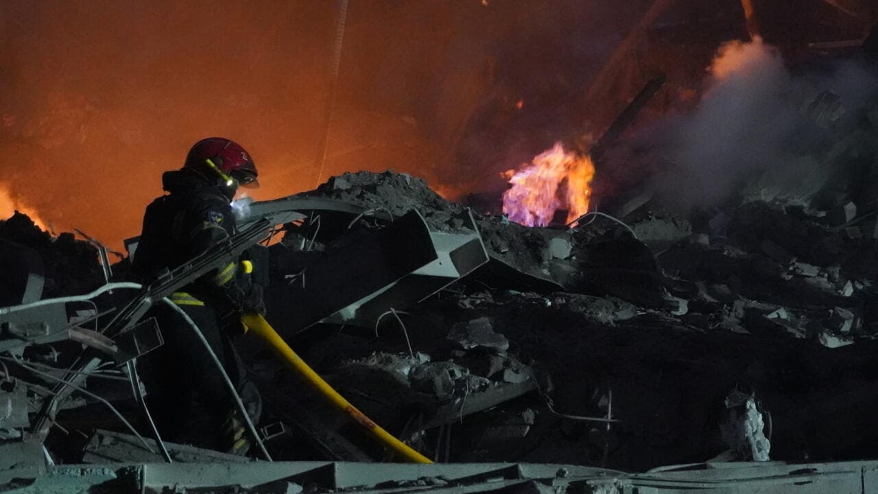 რუსულმა თავდასხმამ ხარკივში ორი ადამიანი მოკლა, რამდენიმე დაჭრა