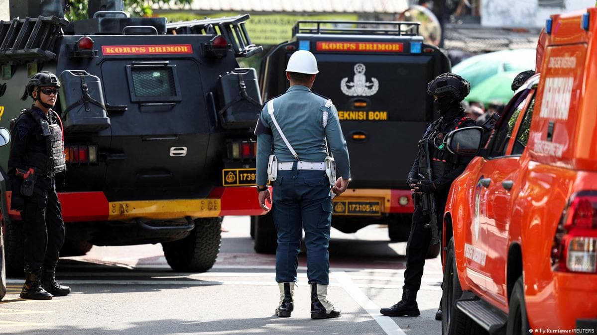აფეთქება ჯაკარტაში, სკოლაში მდებარე მეჩეთში - ათეულობით ადამიანი დაშავდა