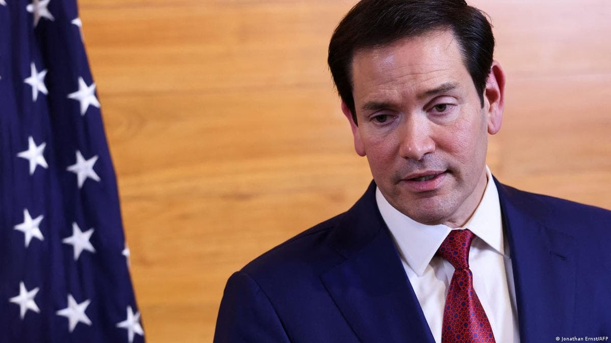 აშშ-ს ვიცე-პრეზიდენტი: ირანი ბირთვულ და სარაკეტო პროგრამებს აღადგენს