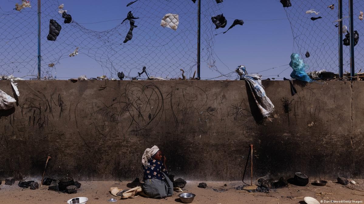 ჩადში 17 ადამიანი დაიღუპა სუდანის დრონით თავდასხმის შედეგად - Image 1 of 2